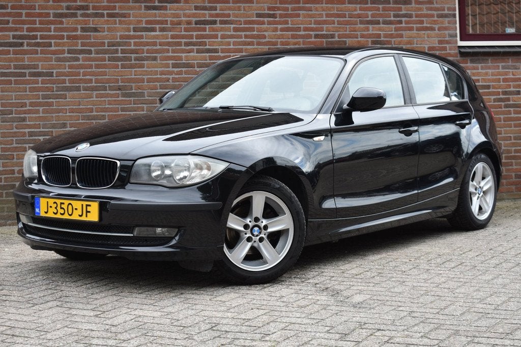BMW 1-serie 116i '11 Airco Inruil mogelijk, 1-Serie, Euro 5, Achterwielaandrijving, Zwart