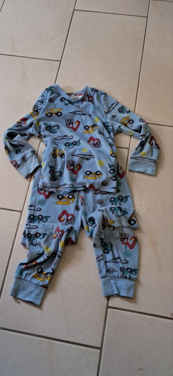 Pyjama maat 116 met voertuigprint, Ophalen, Gebruikt, Maat 116