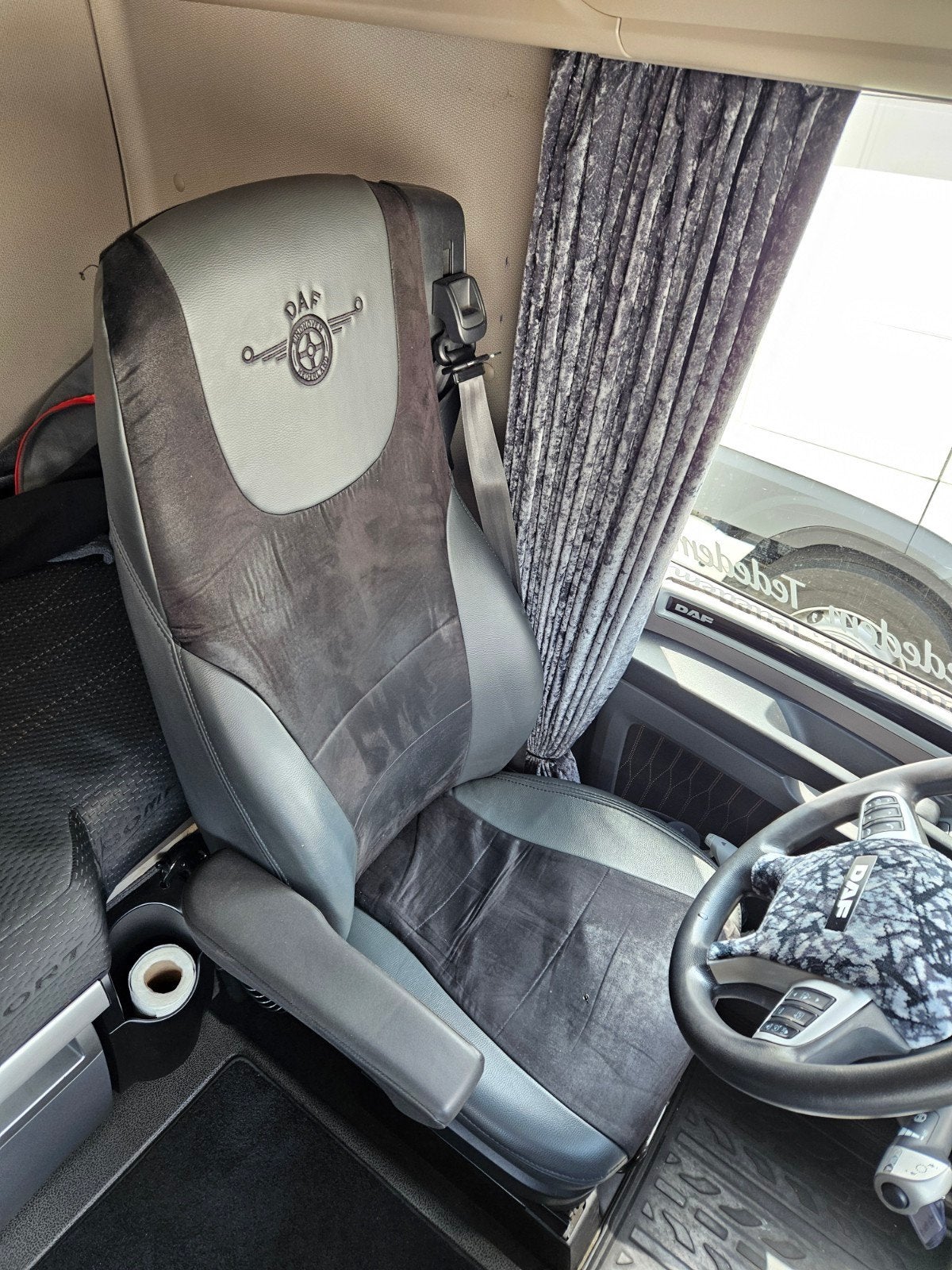 stoelhoezen daf xf cf, Auto-onderdelen, Ophalen of Verzenden, Gebruikt, DAF, Interieur en Bekleding