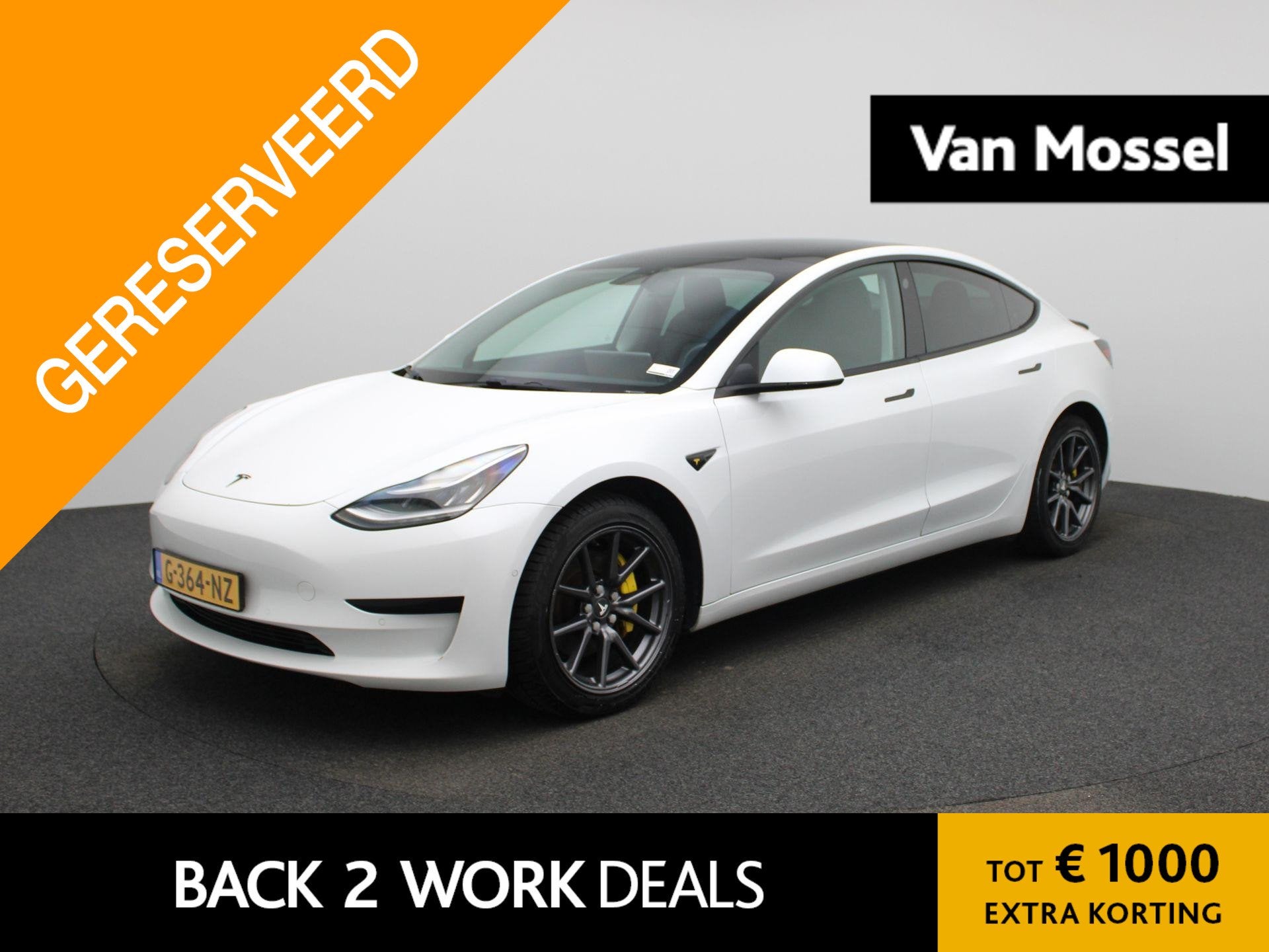 Tesla Model 3 Standard RWD Plus 60 kWh | Panoramadak | Stoel