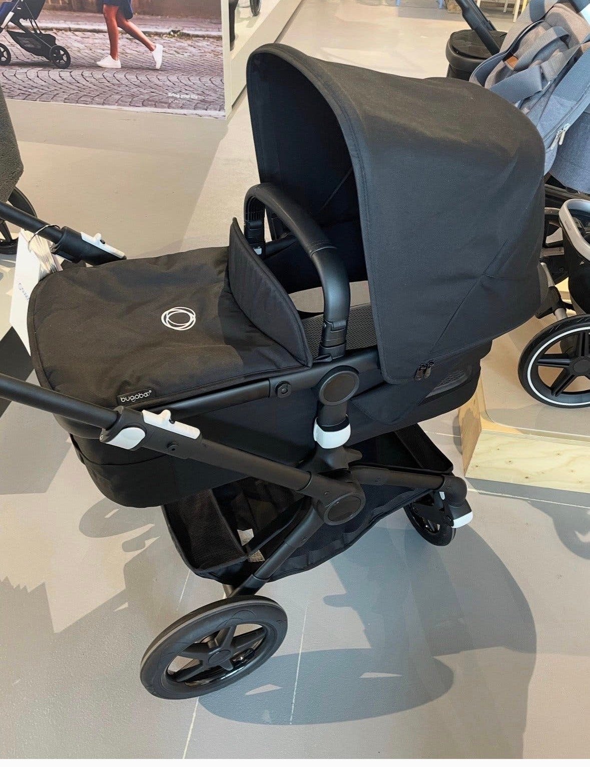 Bugaboo Fox 3 Complete Kinderwagen met Reiswieg en Accessoir, Kinderen en Baby's, Kinderwagens en Combinaties, Ophalen, Bugaboo