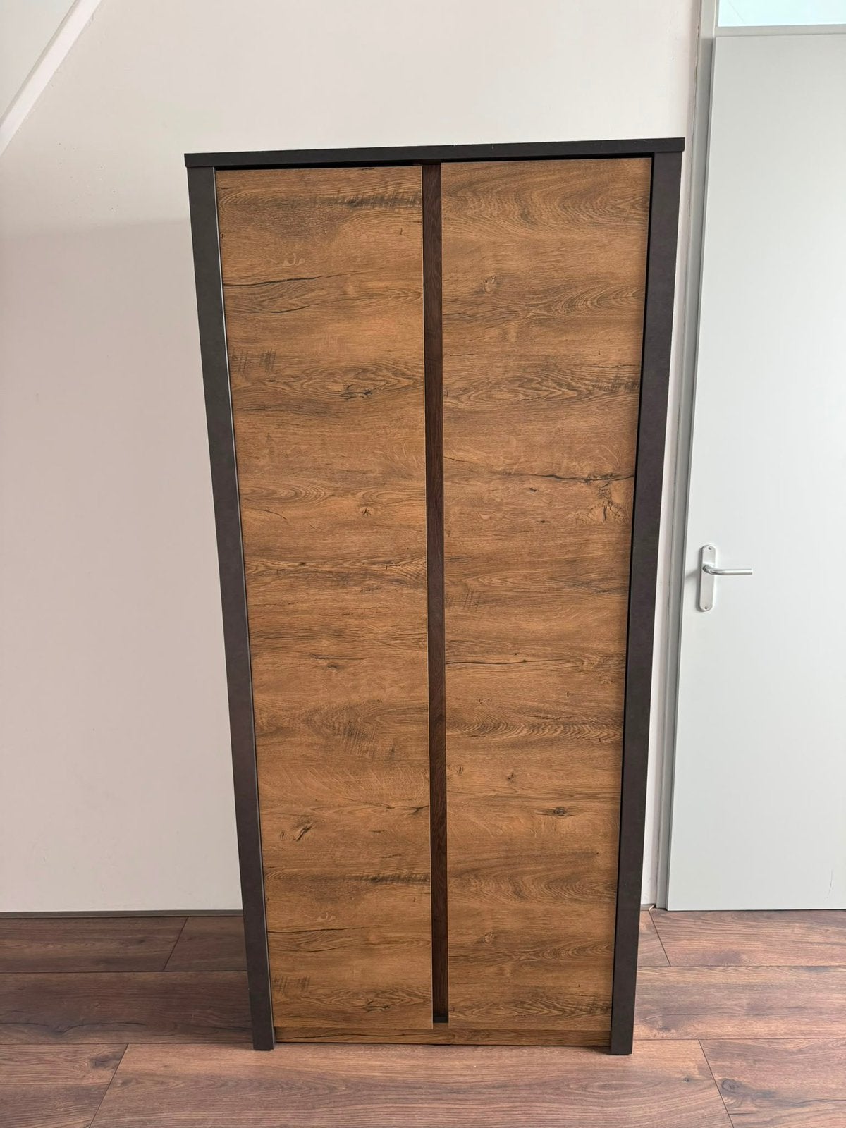 Kast, Ophalen, Zo goed als nieuw