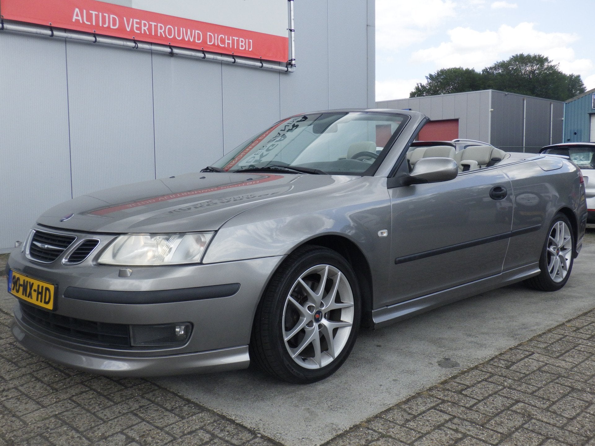Saab 9-3 Cabrio 2.0T Aut Aero 210PK, Leder, Cruise NL/NAP!, 1998 cc, Gebruikt, Beige, 4 cilinders
