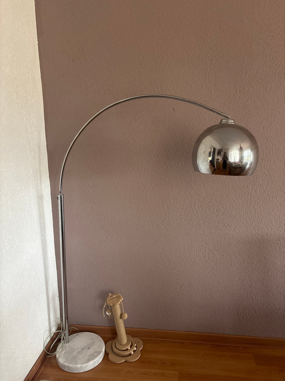 Booglamp met marmeren voet en chromen kap, Ophalen, Gebruikt, E27 (groot), Metaal