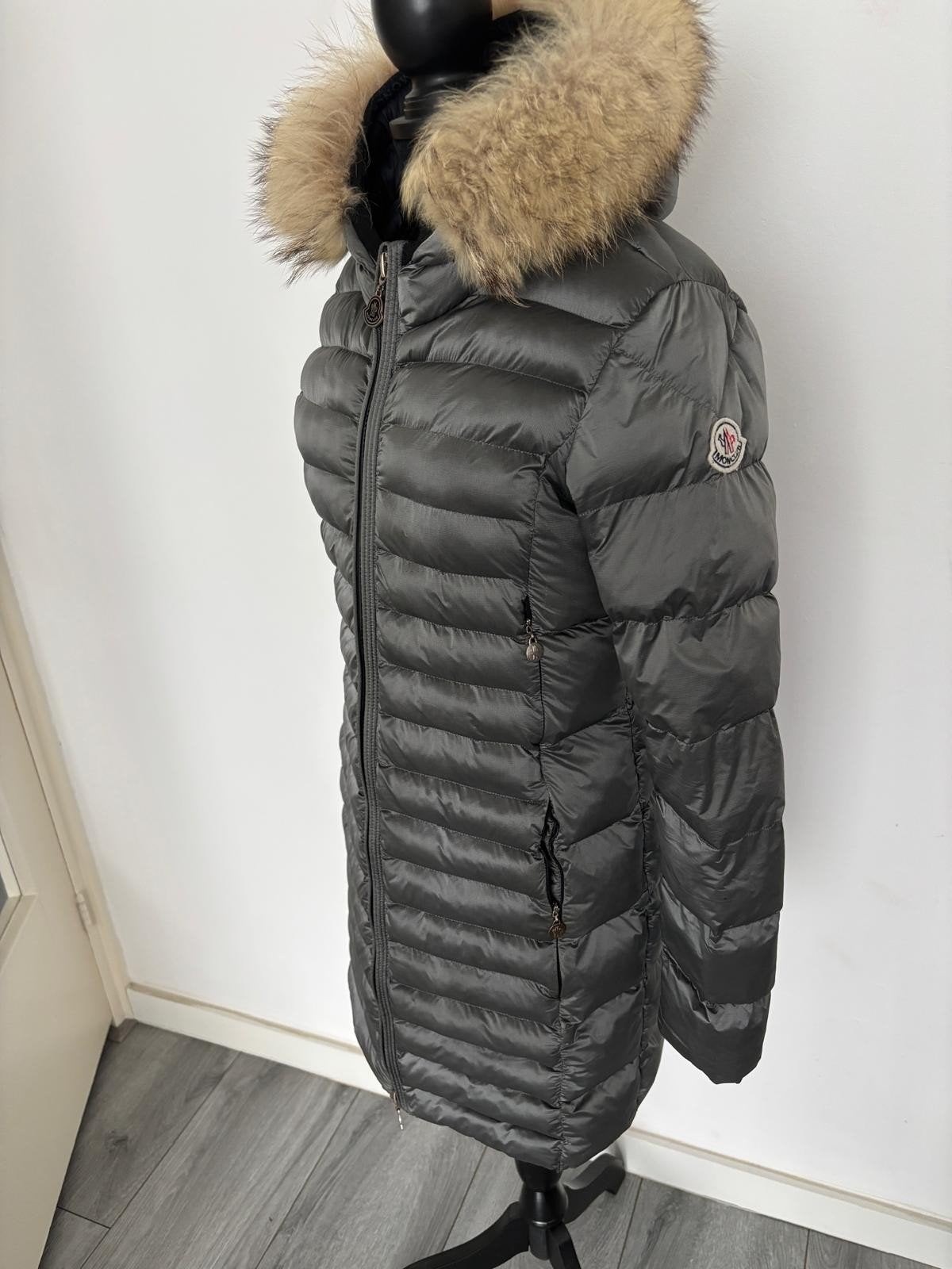 Moncler nette staat warme winterjas maat S, Zwart, Moncler, Ophalen of Verzenden, Zo goed als nieuw
