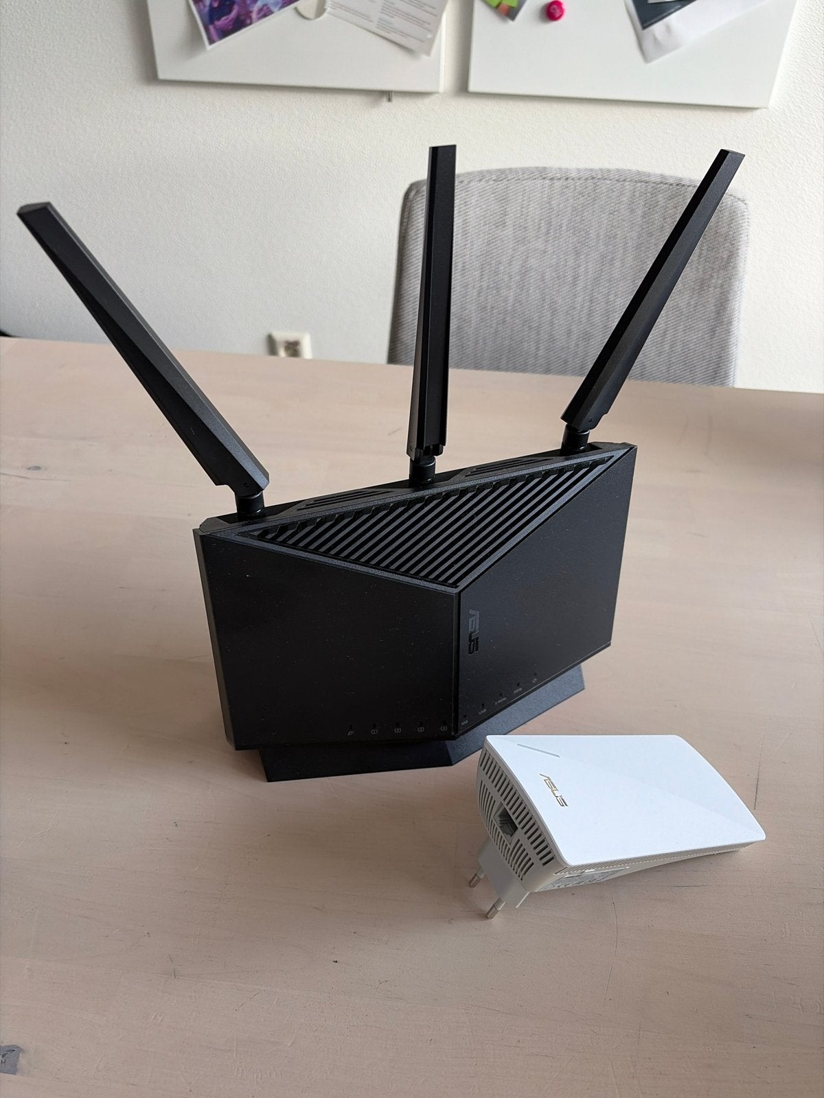 ASUS RT-BE86u Wifi 7 Router met WiFi-repeater, Ophalen of Verzenden, Zo goed als nieuw, Router