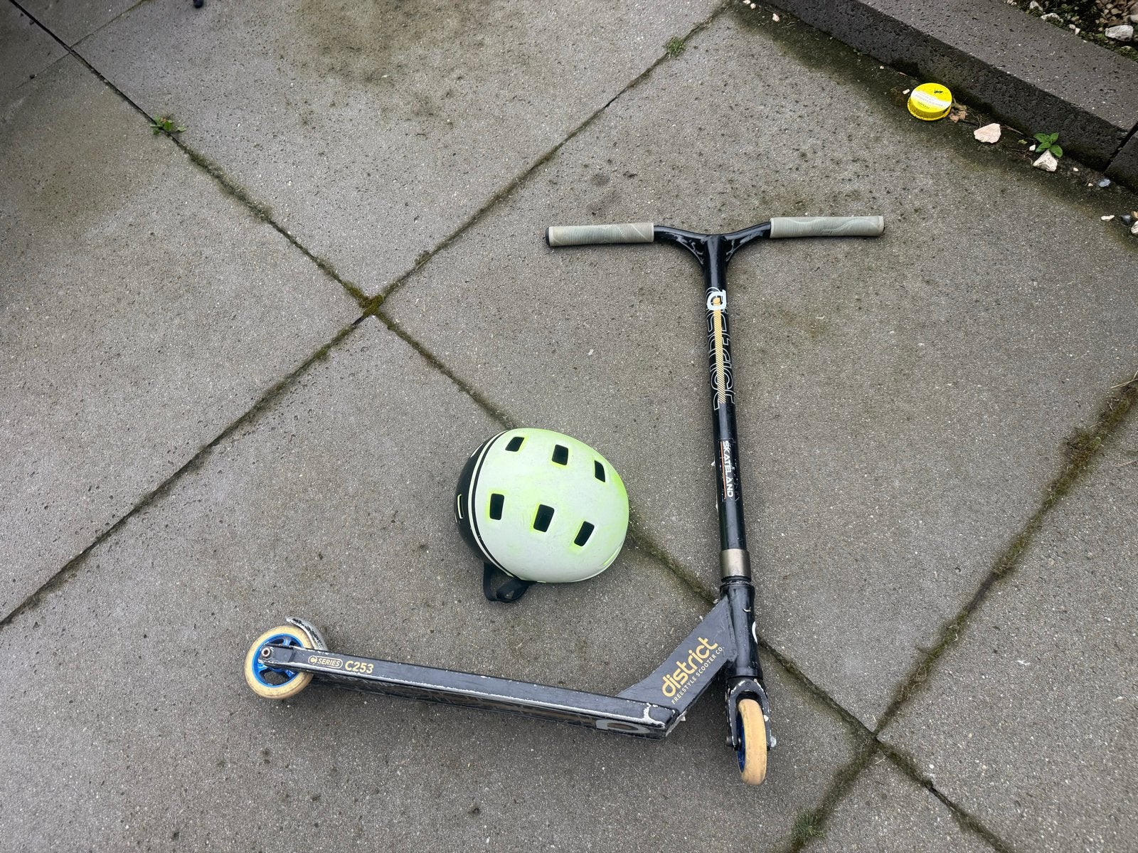 District Stuntstep met helm - Gebruikt, Ophalen of Verzenden, Gebruikt, Gewone step
