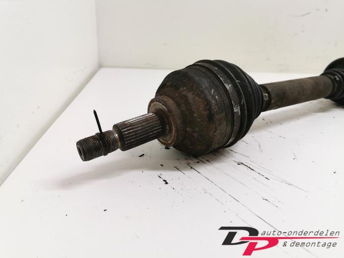 Aandrijfas rechts-voor van een Renault Laguna, Auto-onderdelen, Gebruikt, -, Renault, -