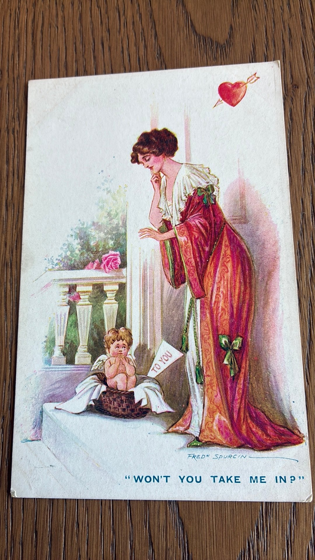 Cupido in mandje.Hart met pijl. Mag ik niet binnenkomen?, Ophalen of Verzenden, Gelopen