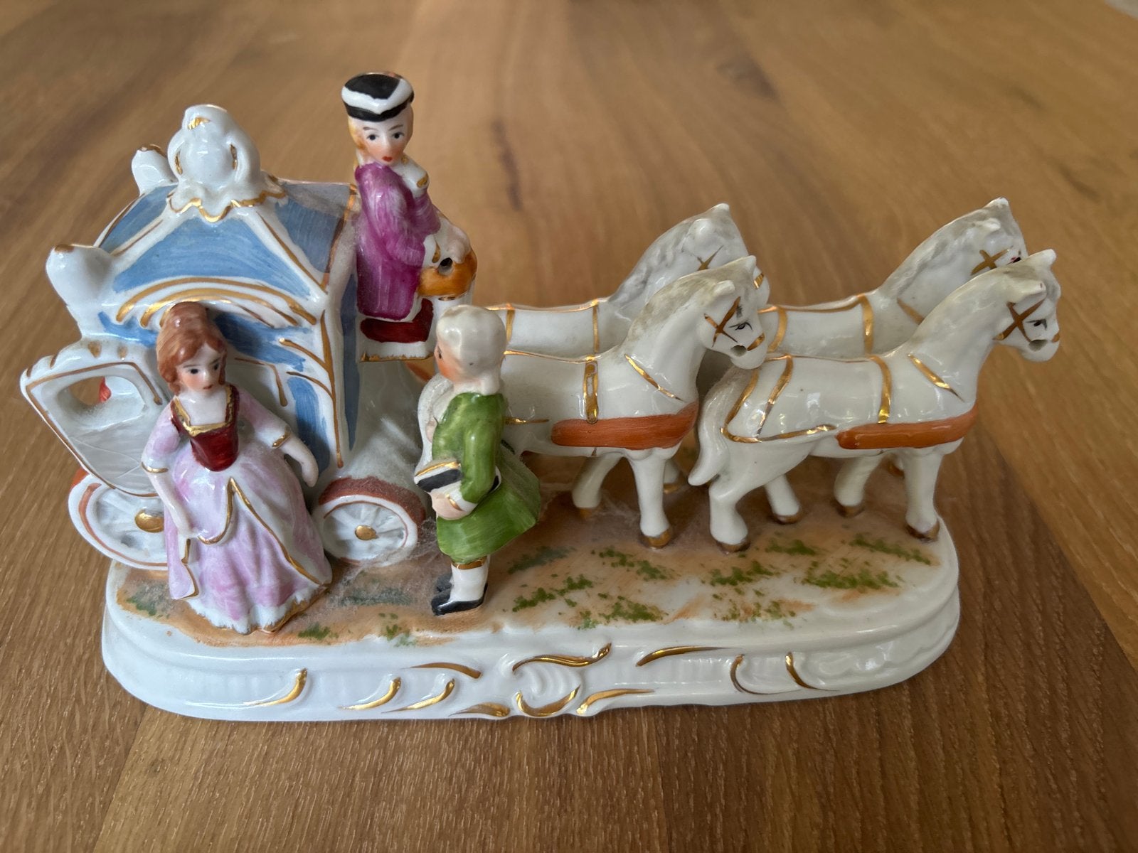 Vintage Porseleinen Koets met Paarden - Barok/Rococo Stijl, Ophalen of Verzenden, Gebruikt, Porselein, Beeldje(s)