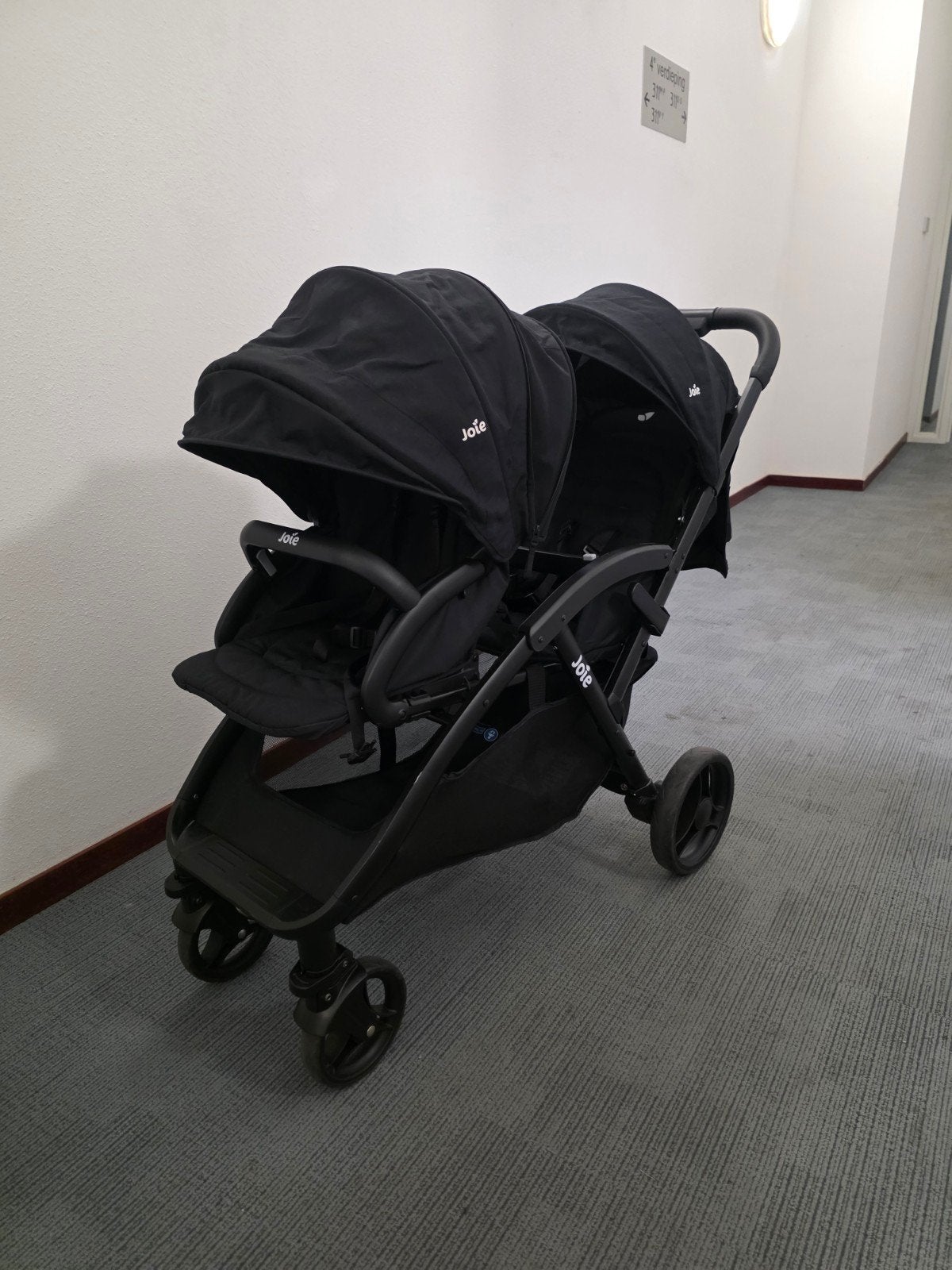 Joie Duowagen - Ideaal voor twee kinderen, Kinderen en Baby's, Kinderwagens en Combinaties, Duowagen, Zo goed als nieuw, Ophalen