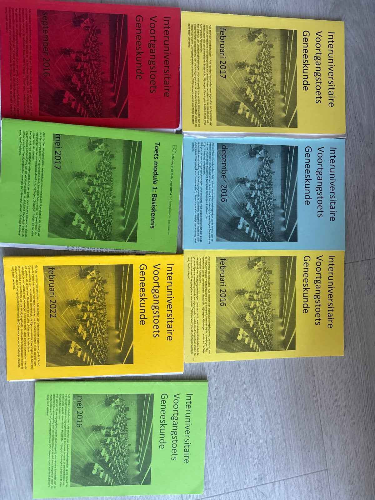 Interuniversitaire Voortgangstoets Geneeskunde (IVT), Boeken, Studieboeken en Cursussen, Ophalen of Verzenden, Beta, Gelezen, WO