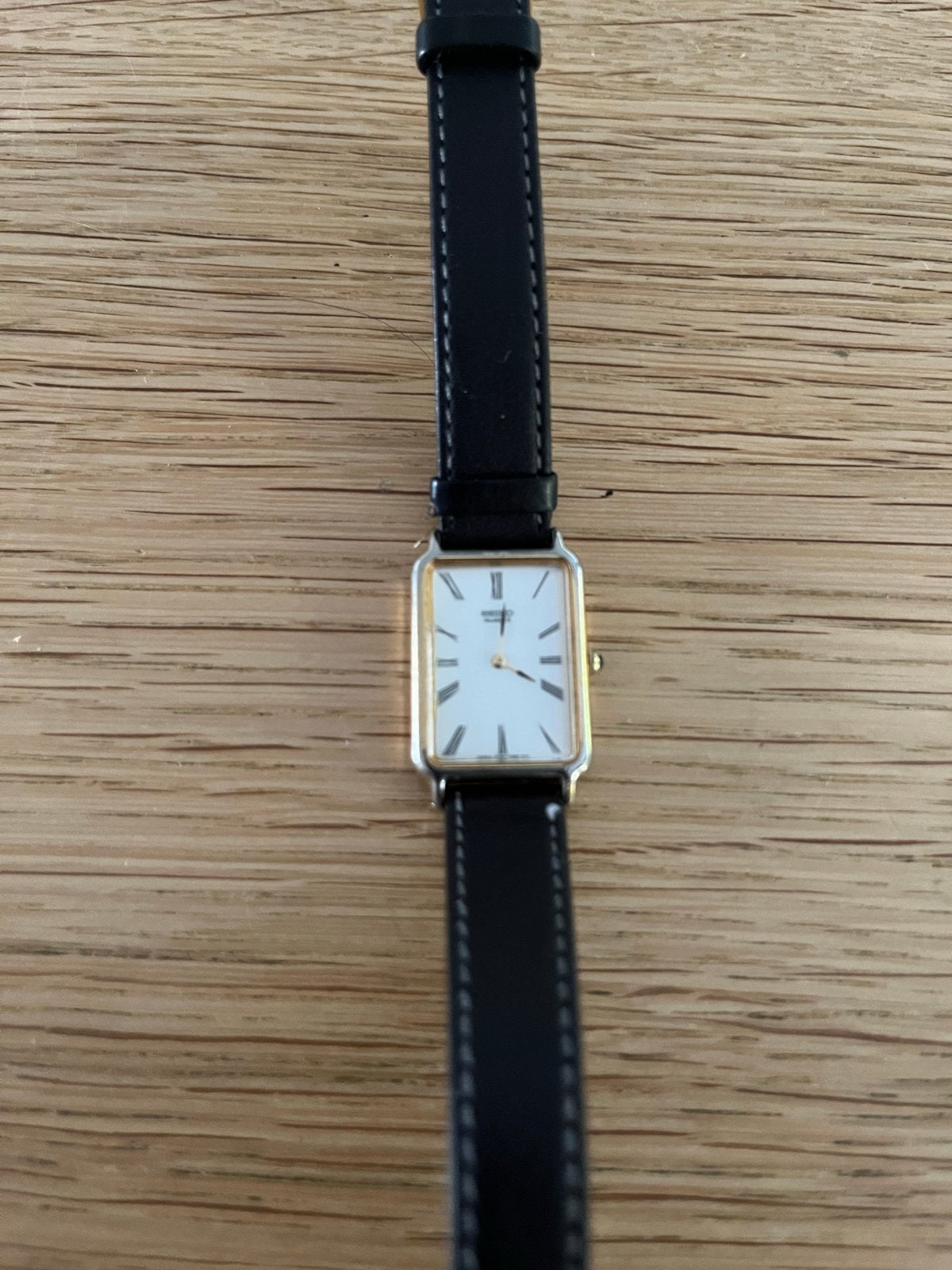 Seiko Quartz Dames Horloge - Goudkleurig met Zwart Leren Ban, Sieraden, Tassen en Uiterlijk, Polshorloge, Ophalen of Verzenden