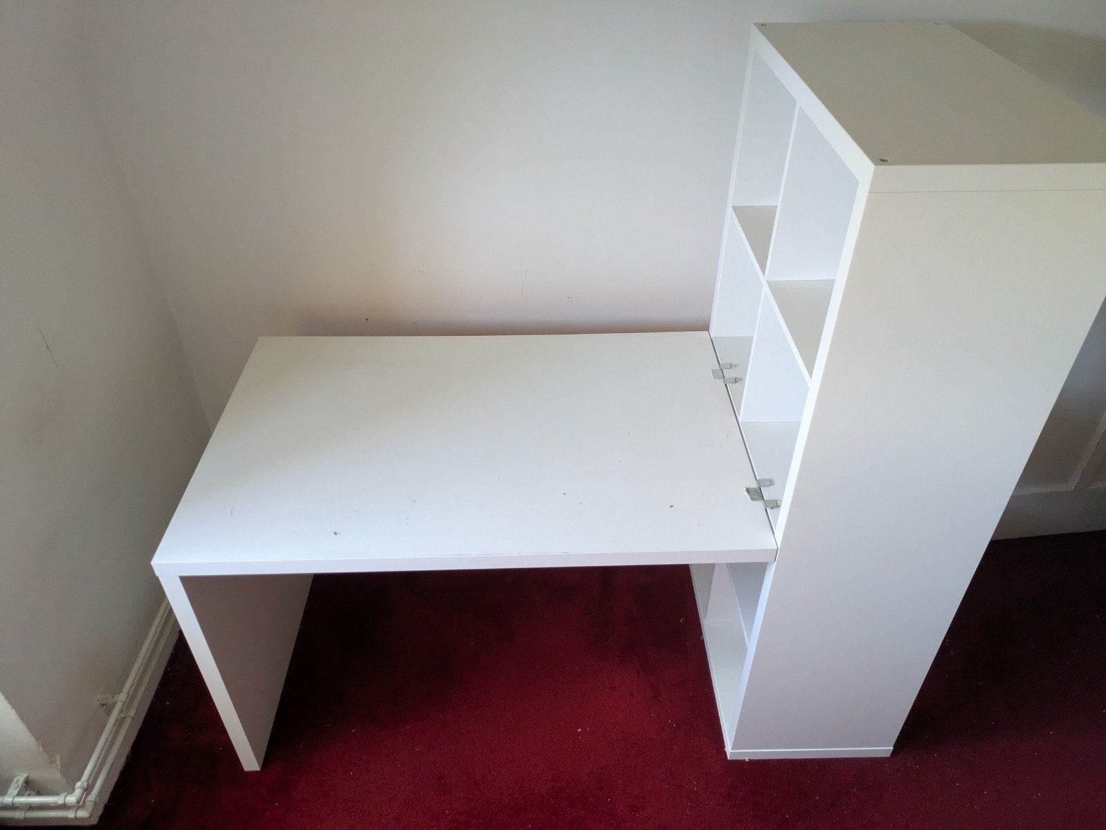 IKEA Bureau met Kast - Gratis Af te Halen, Ophalen, Opbergruimte, Gebruikt, Spaanplaat of MDF