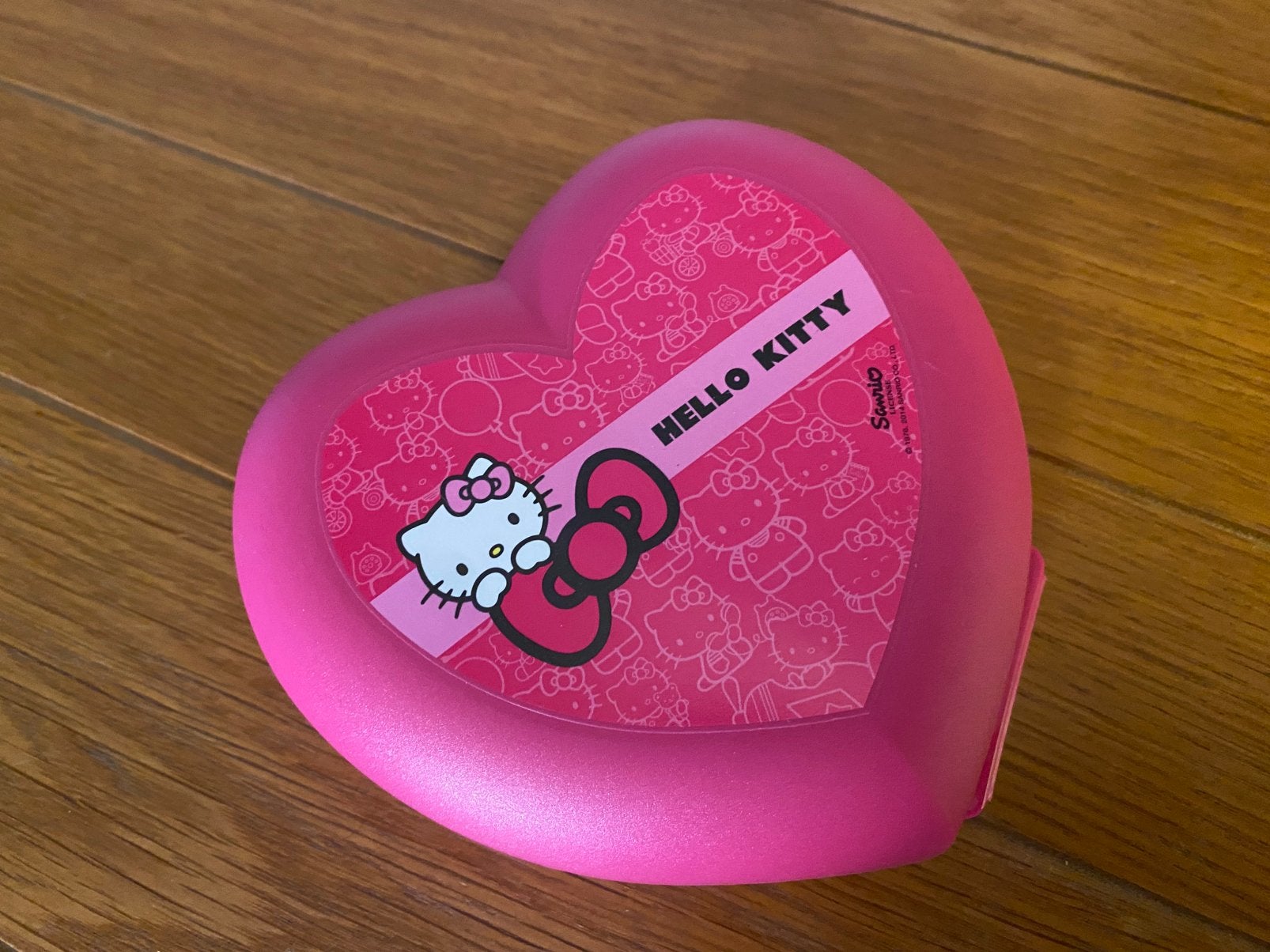 Tupperware Hello Kitty bakje smartclip, Huis en Inrichting, Ophalen of Verzenden, Zo goed als nieuw, Overige kleuren