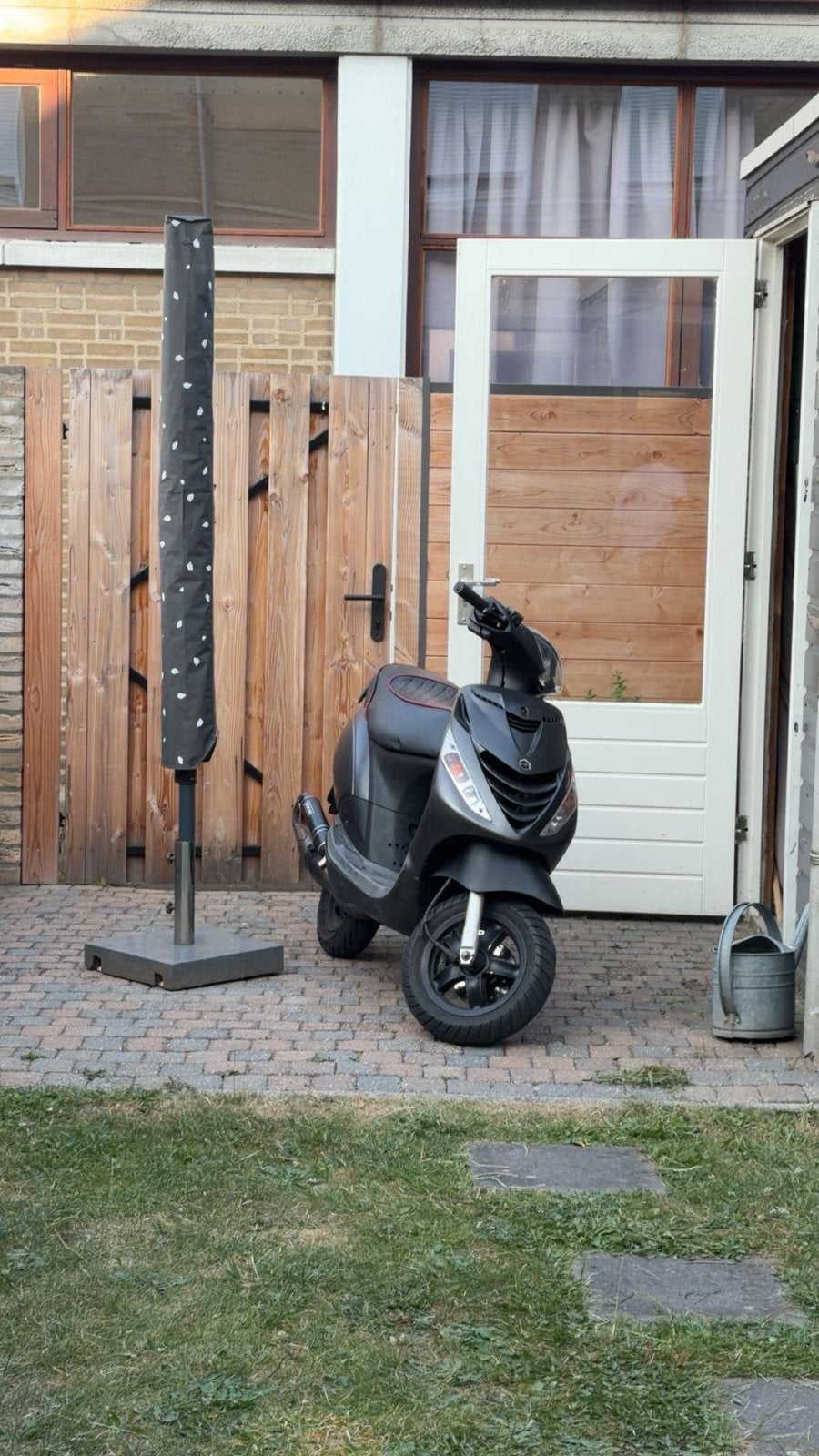 piaggo zip 70cc mhr replica, Fietsen en Brommers, Scooters | Piaggio, Gebruikt, Zip, Maximaal 45 km/u, Tweetakt, Ophalen