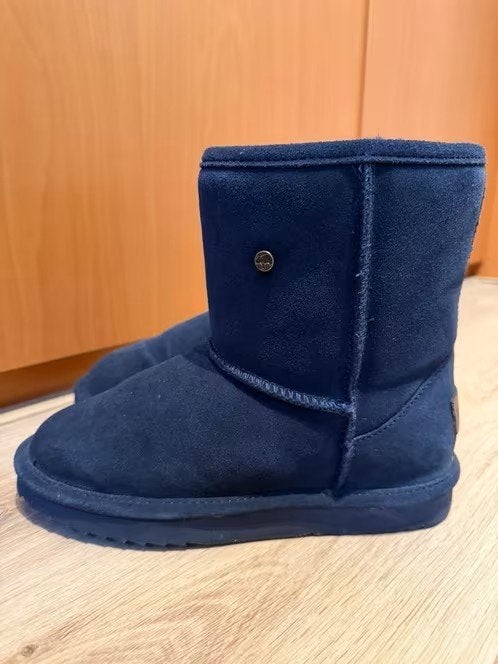 Warmbat Australia suede laarzen/ snow)boots blauw gevoerd 39, Blauw, Snowboots, Ophalen of Verzenden, Zo goed als nieuw