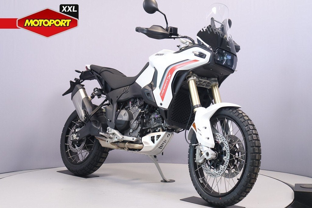 Ducati DESERT X (bj 2026), Motoren, Motoren | Ducati, Ducati North Europe B.V., Bedrijf, Toermotor, Maanweg 174
2516 AB  Den Haag, NL