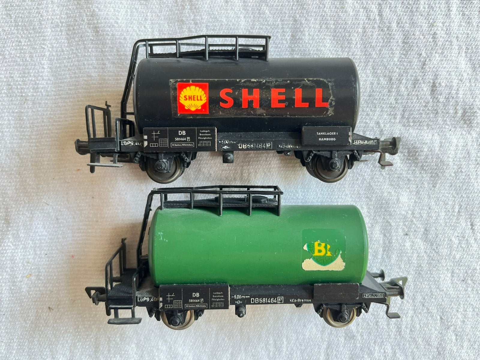 2x Fleischmann BP/Shell ketelwagons H0, Gebruikt, Gelijkstroom, Fleischmann, Wagon