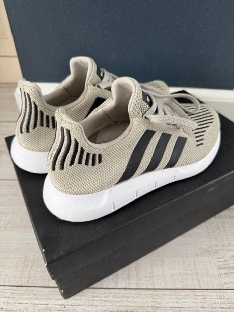 Sneakers heren maat 40 Adidas 2paar, Ophalen, Blauw, Nieuw, Sneakers of Gympen