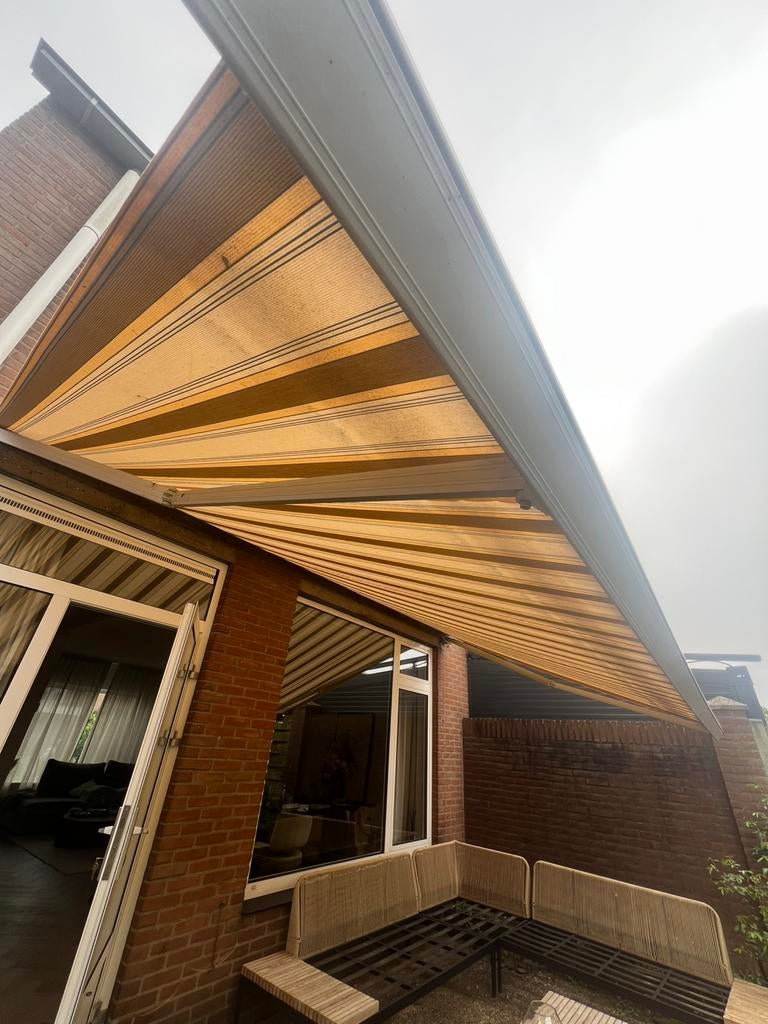 Elektrisch zonnescherm, Ophalen, Elektrisch, Zo goed als nieuw, 150 tot 300 cm