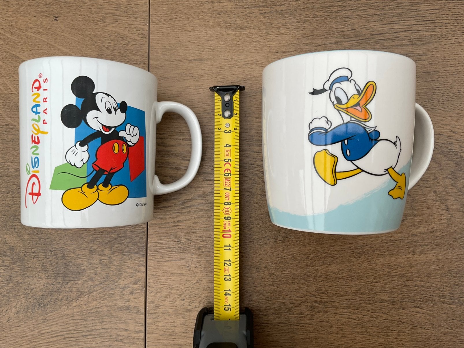 2 Disney en Disneyland Parijs bekers Mickey Mouse Donald, Ophalen, Mickey Mouse, Zo goed als nieuw, Servies