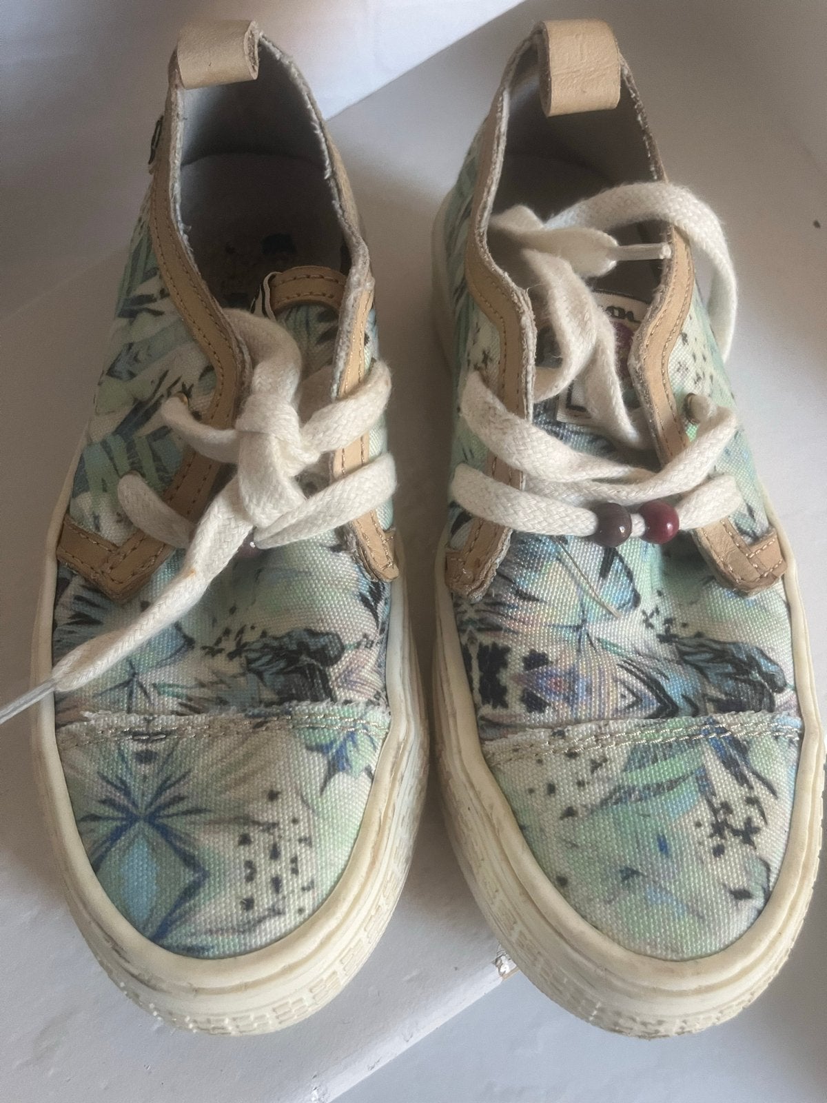 Leuke zomerse sneakers met bloemenprint, maat 36, Ophalen of Verzenden, Gedragen, Groen, Sneakers of Gympen