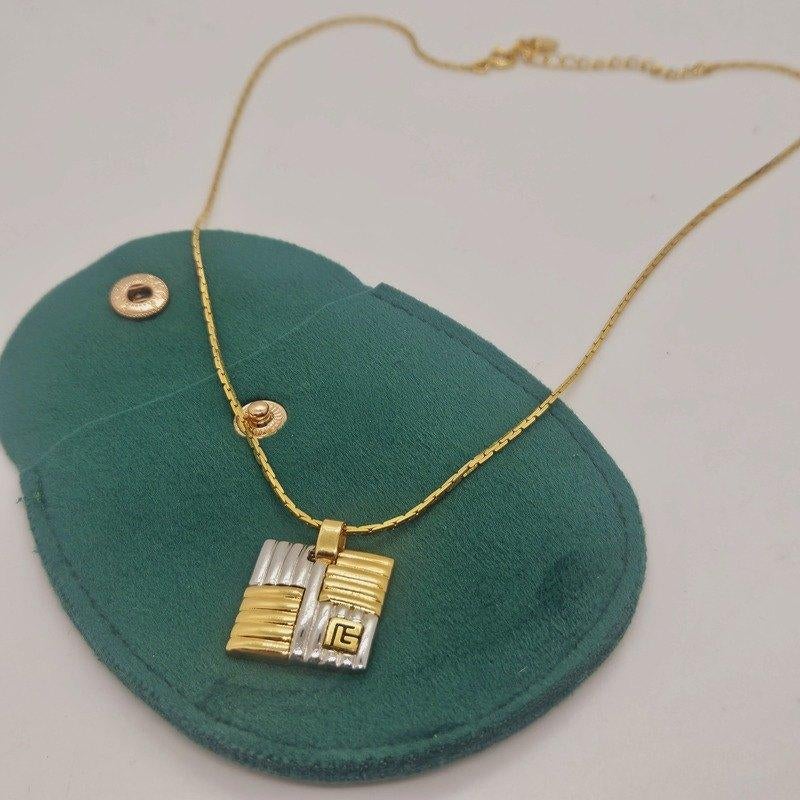Balmain goldplated collier met two tone pendant, Ophalen of Verzenden, Zo goed als nieuw, Oranje, Avondtasje