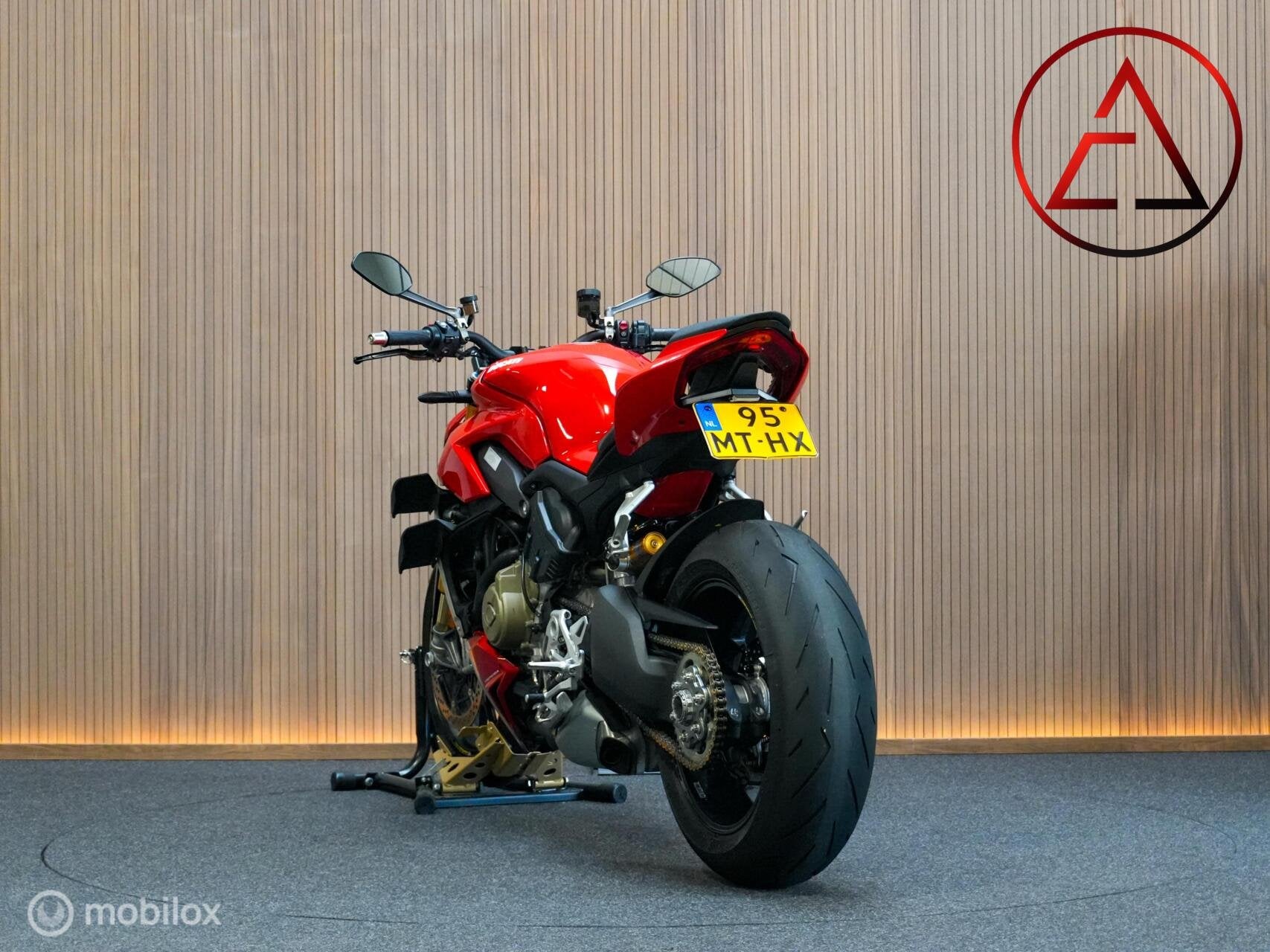 Ducati Streetfighter V4 S 2023 - 1e eigenaar - 3871km, Bedrijf, Meer dan 35 kW, Toermotor, Ducati