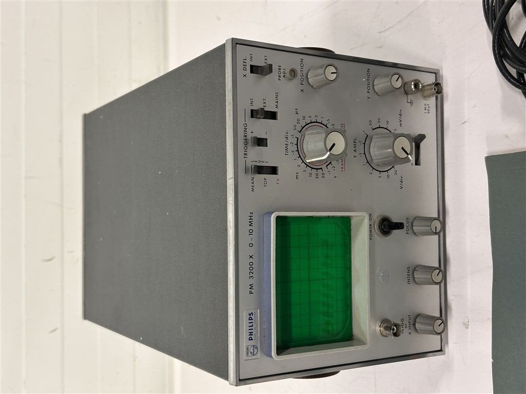 A7401. Philips PM3200 osciloscoop met toebehoren, Ophalen of Verzenden, Gebruikt, Multimeter