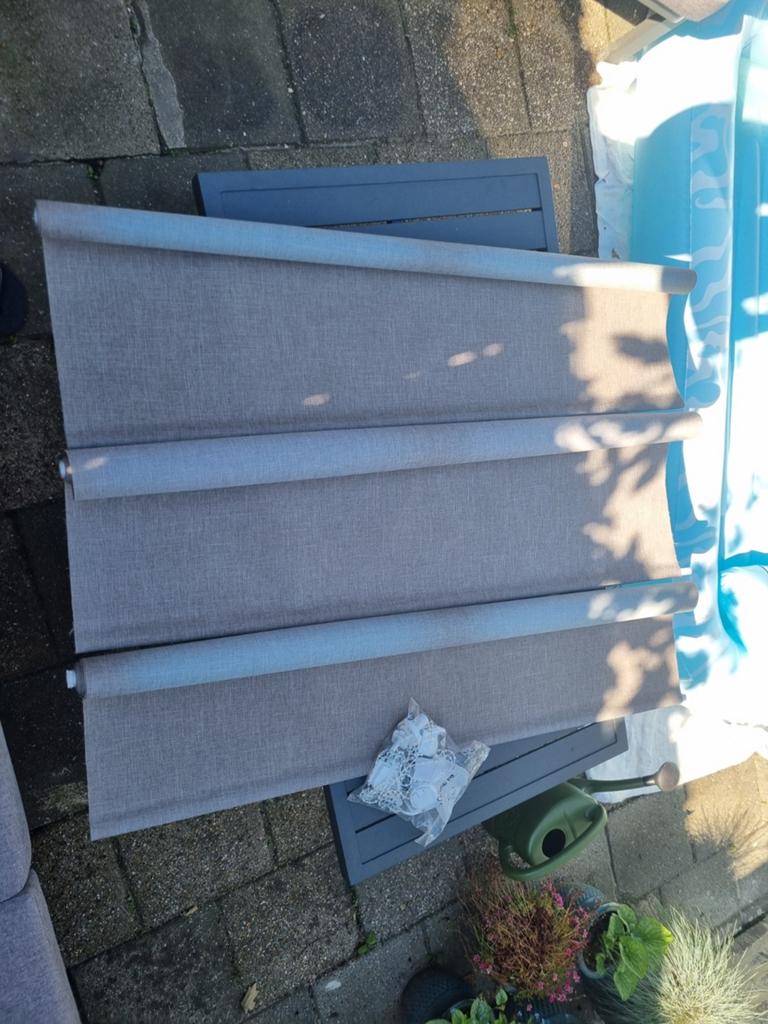3 rolgordijnen, Ophalen, 100 tot 150 cm, Modern, Functioneel, Zo goed als nieuw