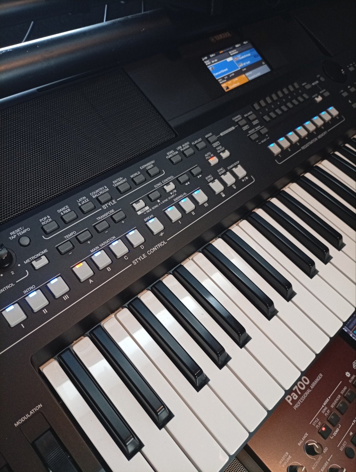 PSR SX600 YAMAHA, Muziek en Instrumenten, Ophalen, Zo goed als nieuw, 61 toetsen, Yamaha