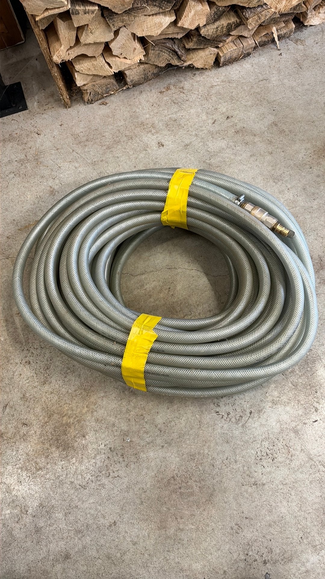 Gratis compressor slang. Let op grote diameter., Tuin en Terras, Ophalen, Zo goed als nieuw, Tuinslang