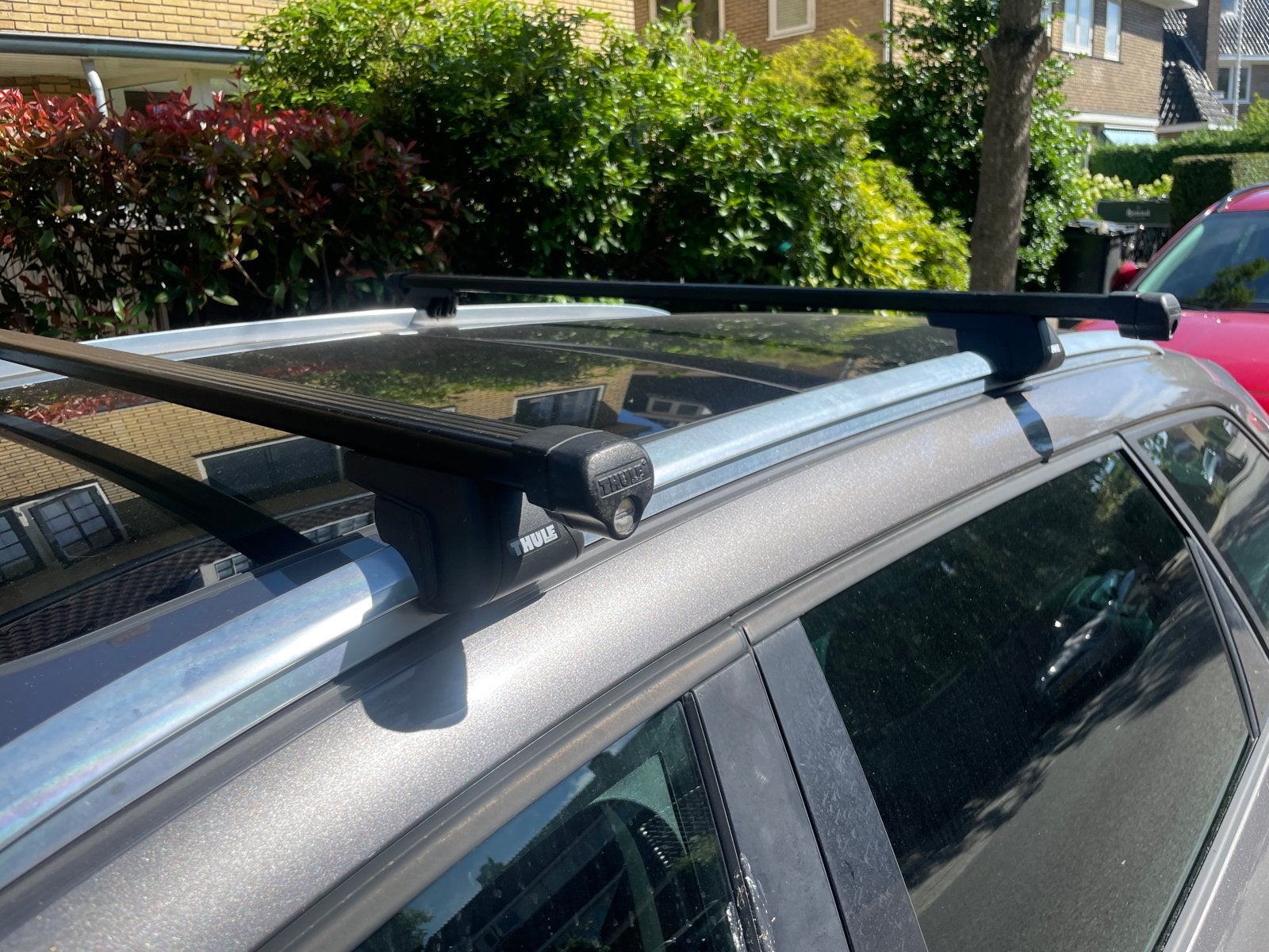 Thule dakdragers Seat of auto’s met gesloten dakrails, Ophalen of Verzenden, Gebruikt