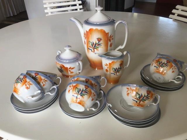 Art deco theeservies, Ophalen