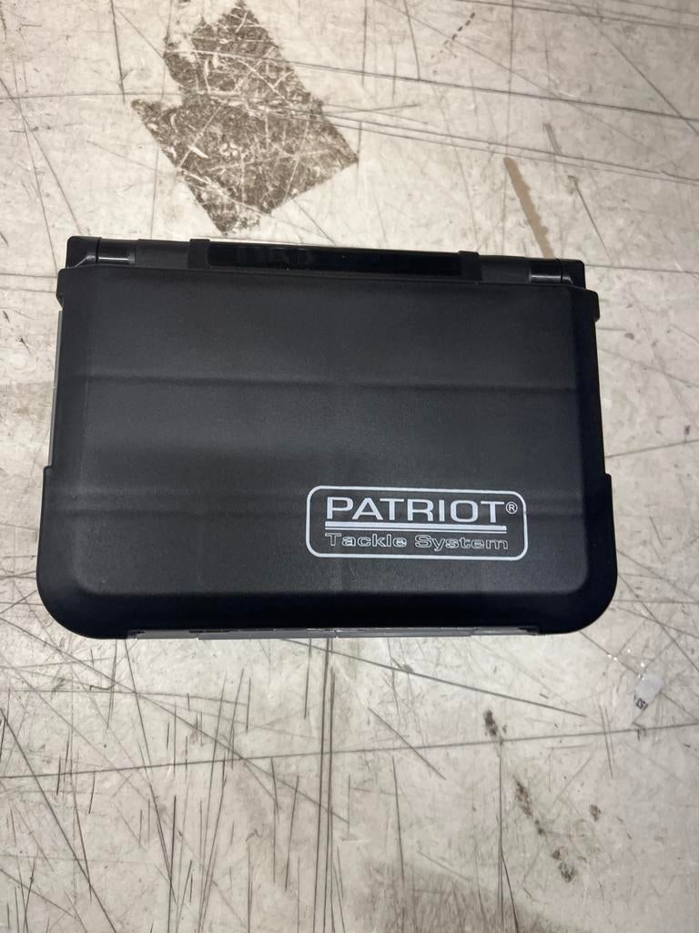 Patriot Tackle System Dubbelzijdige Accessoire Box M, Watersport en Boten, Koffer of Tas, Ophalen of Verzenden, Zo goed als nieuw