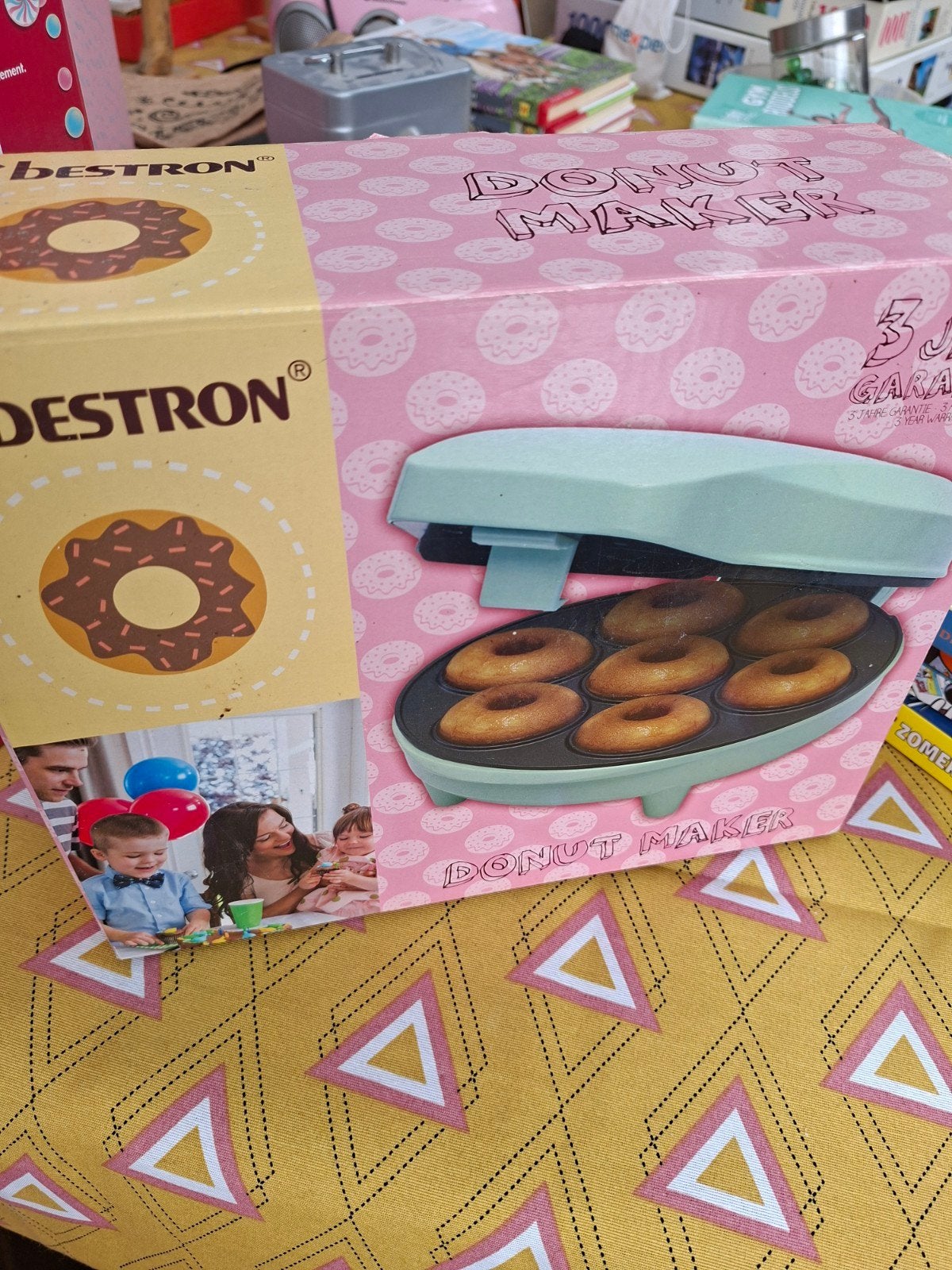 Bestron Donut Maker - Maak zelf heerlijke donuts!, Ophalen of Verzenden, Zo goed als nieuw