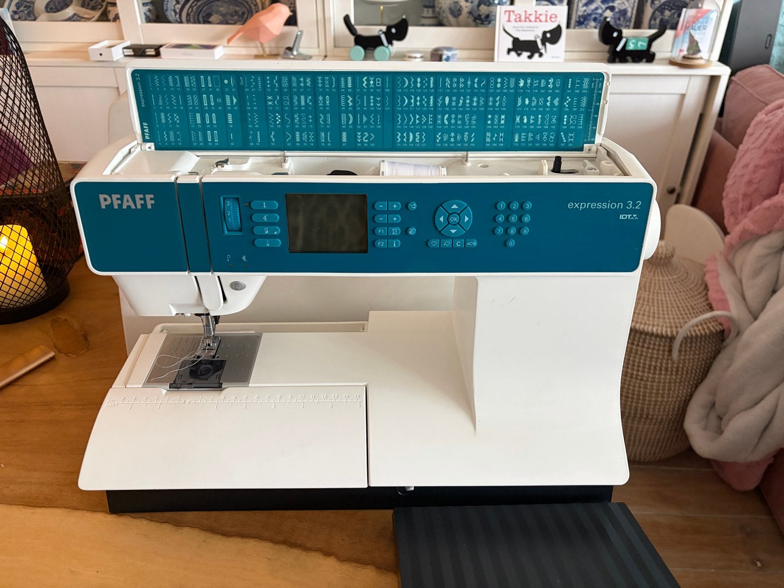Pfaff Expression 3.2 IDT Naaimachine, Hobby en Vrije tijd, Ophalen, Gebruikt, Naaimachine, Pfaff