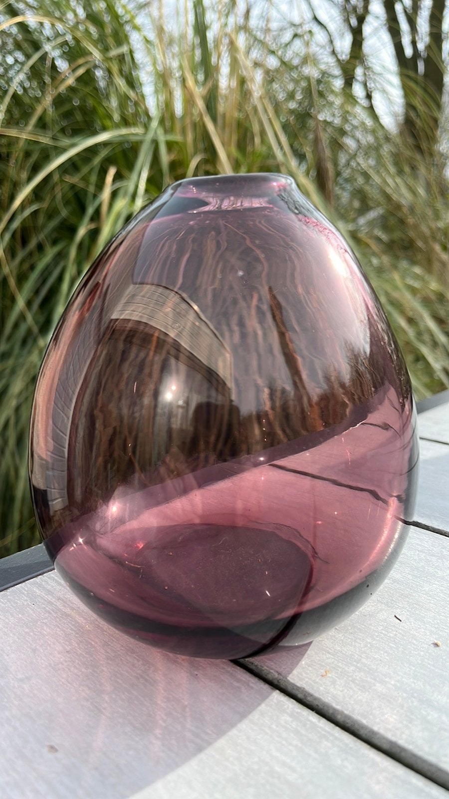 Hysteria violetpaars doorzichtig glazen vaas., Ophalen of Verzenden, Zo goed als nieuw, Glas