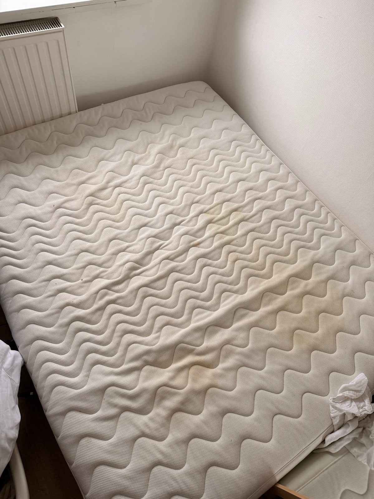 Gratis matras - IKEA Sultan Hålberg, Huis en Inrichting, Ophalen, Gebruikt, Tweepersoons, 140 cm