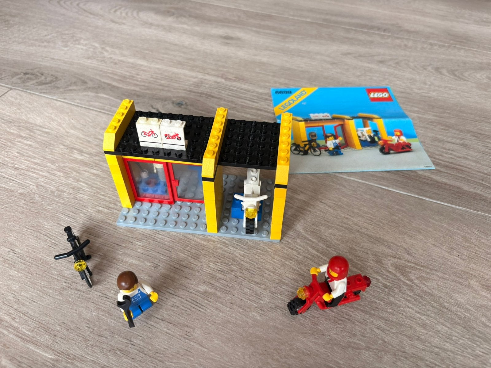 LEGO Legoland 6699 – Fietsen- en Motorwinkel, Gebruikt, Lego, Ophalen of Verzenden, LEGOLAND