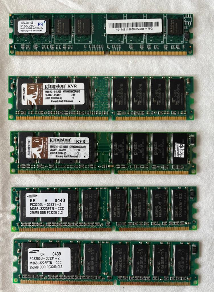 DDR / DDR2 geheugen partij 5 modules Samsung Kingston, Ophalen of Verzenden, Gebruikt, DDR, Desktop