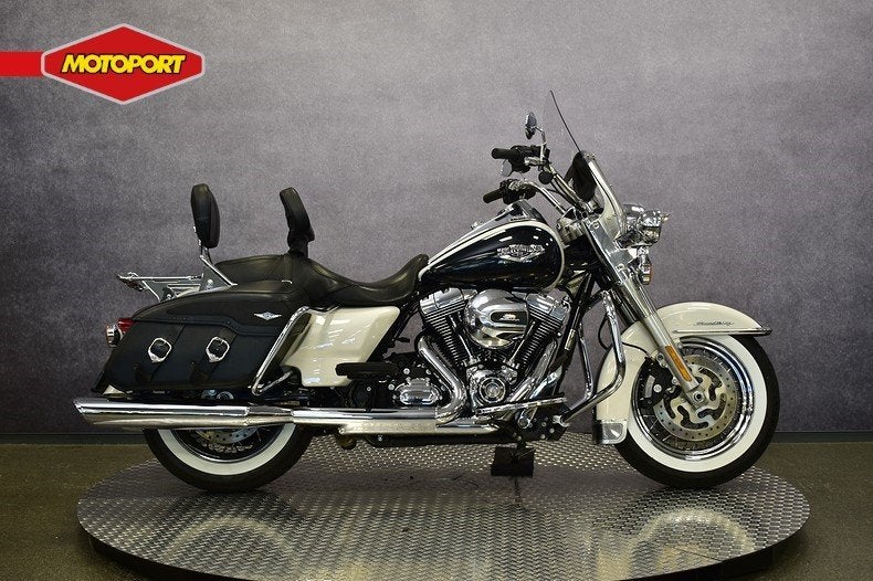 Harley-Davidson ROAD KING CLASSIC (bj 2013), Bedrijf, Sderegt@motoportgoes.nl, Nobelweg 4
4462 GK  Goes, NL, Chopper