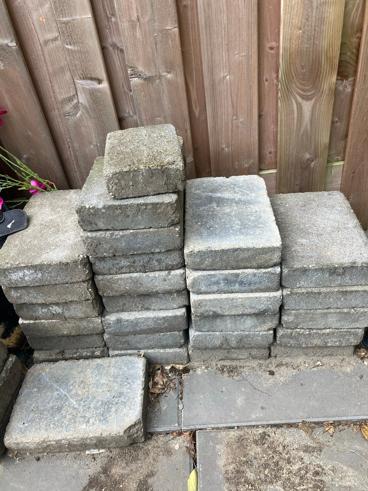 Tegels gratis, Tuin en Terras, Ophalen, Gebruikt, 10 m² of meer, Beton