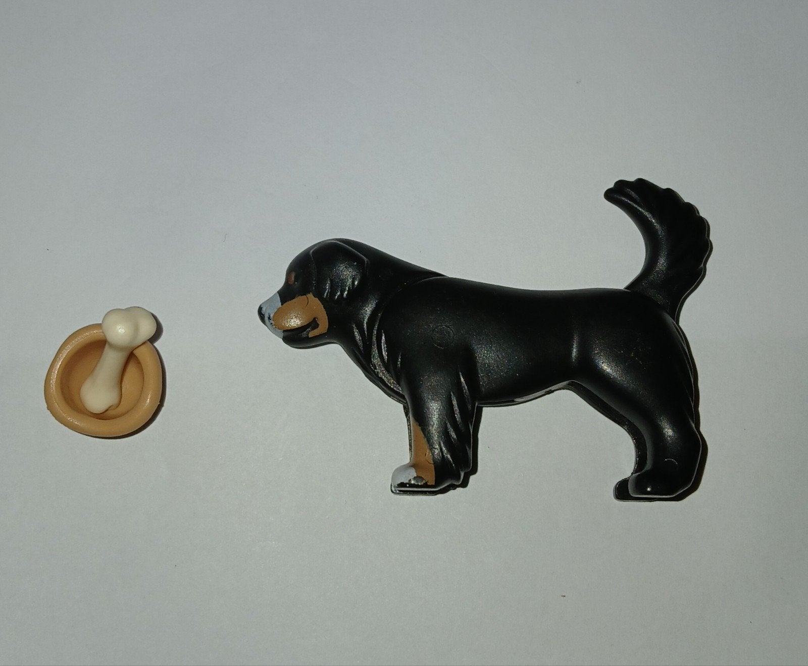 Berner senner hond met botje en bakje, Ophalen of Verzenden, Zo goed als nieuw, Los playmobil