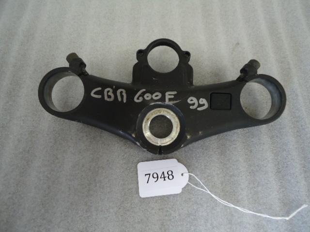 CBR600F 1999 - 2000, 2001 - 2006 Honda Kroonplaat D1-17973