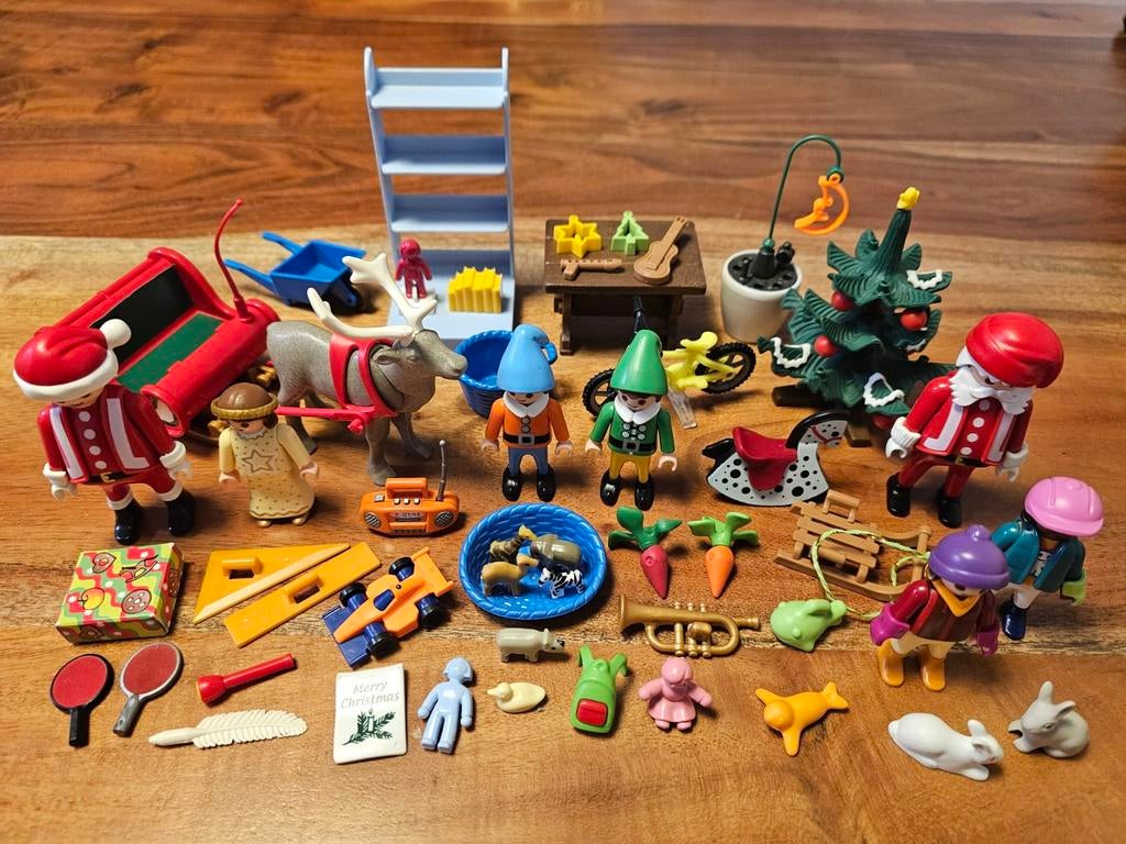 Playmobil kerst set, kinderen met slee, kerstboom, kerstman, Kinderen en Baby's, Speelgoed | Playmobil, Ophalen of Verzenden, Gebruikt