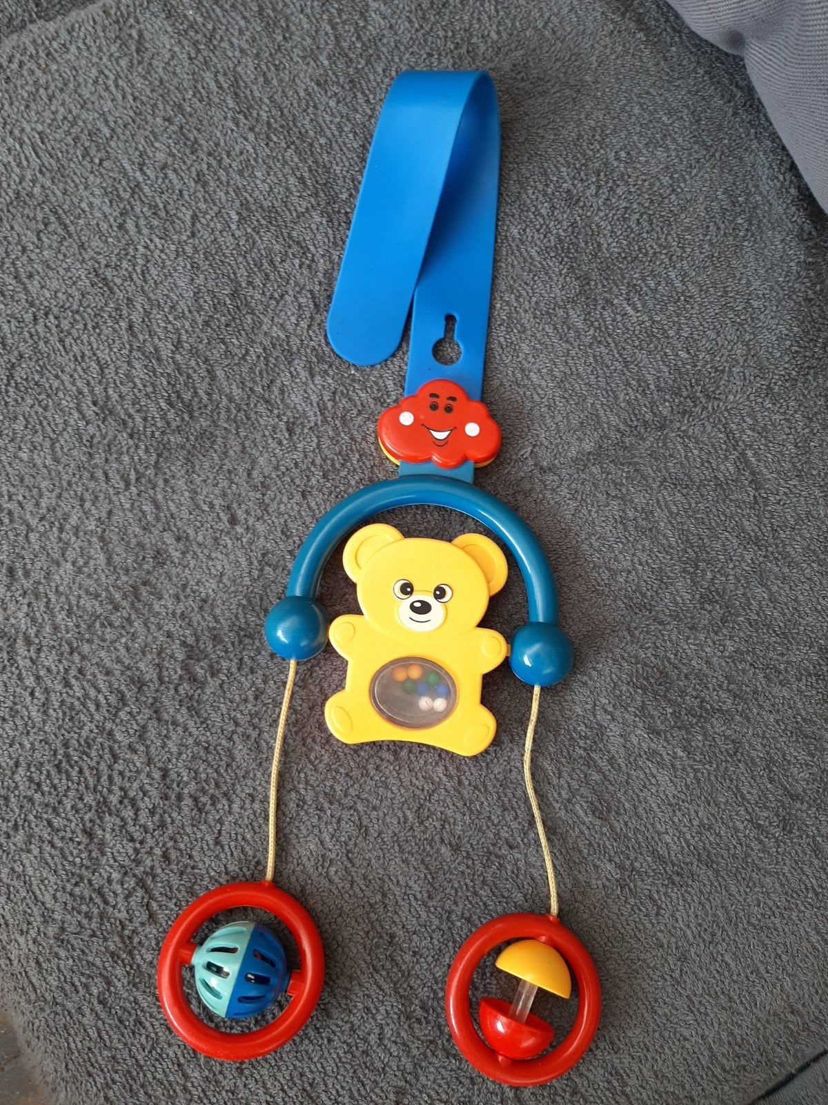 Speel hanger voor box/kinderwagen €2,00, Ophalen
