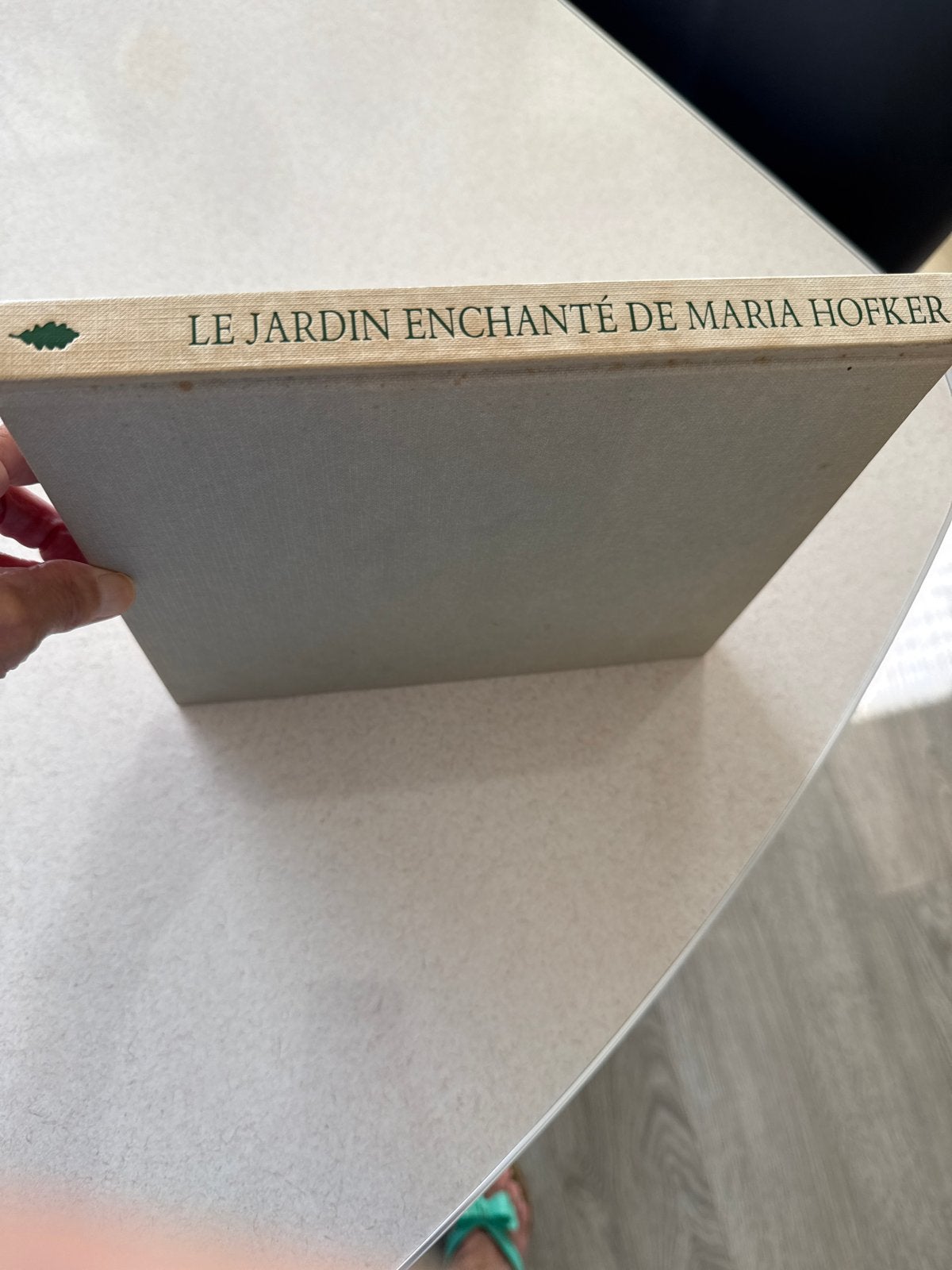 Le Jardin Enchanté de Maria Hofker - Frans, niet nieuw, Ophalen of Verzenden, Gelezen