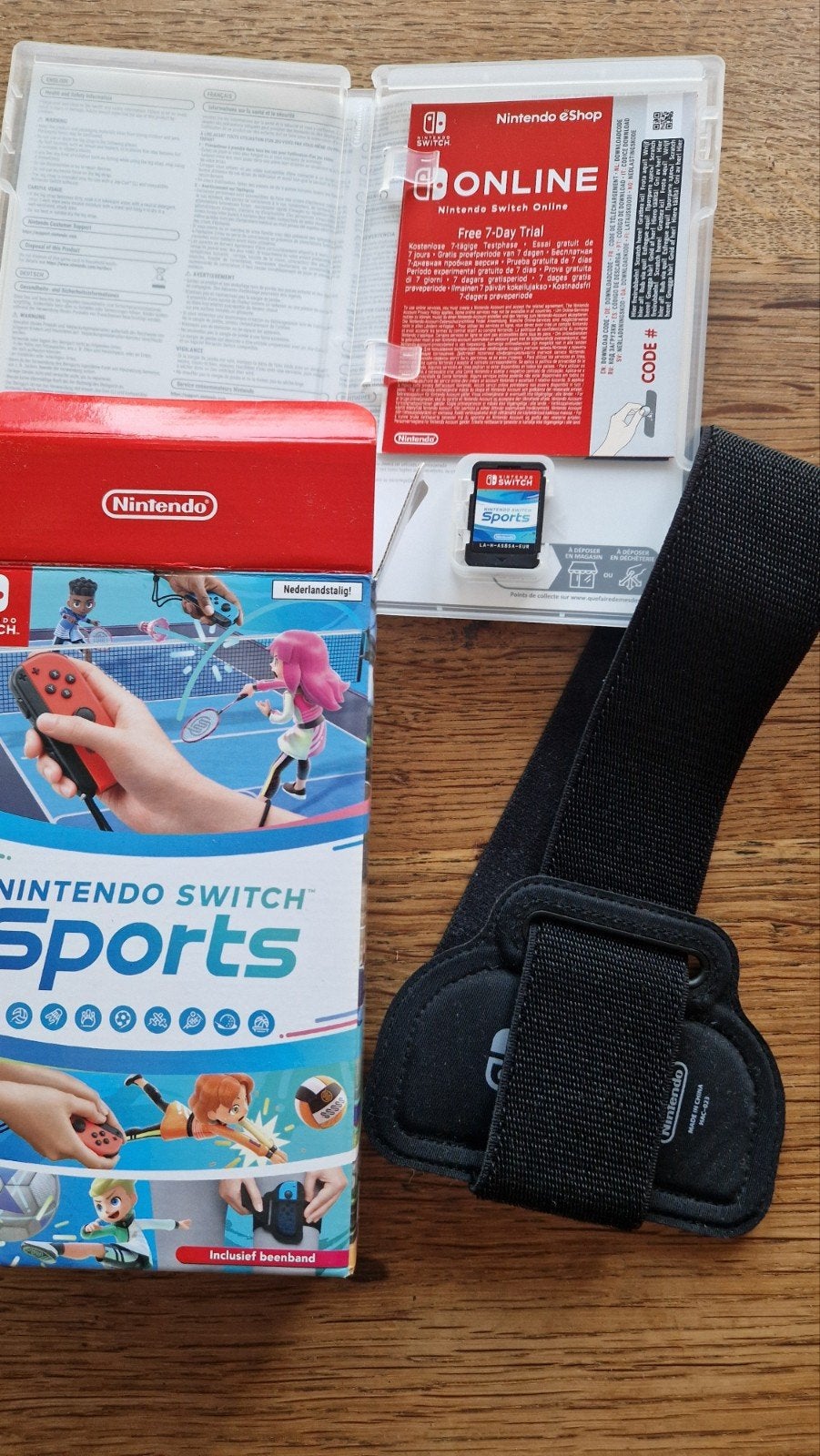 Nintendo Switch Sports (incl. beenband), Spelcomputers en Games, Games | Nintendo Switch, Ophalen of Verzenden, Zo goed als nieuw